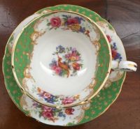 Paragon “Rockingham “, teacup & saucer, English Bone China.