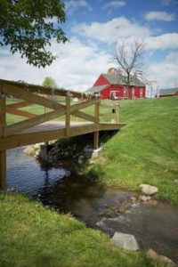 Little red barn