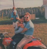 WITH LARRY  GATLIN AT BEAVER DAM FOLK FESTIVAL  JUNE 1985
