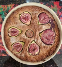 Fresh fig cake