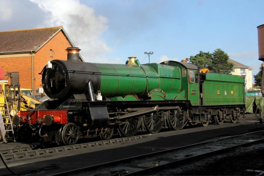 Solve GWR Hall Class 4-6-0 6960 Raveningham Hall. jigsaw puzzle online ...