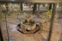 Fuente en el patio