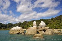 Split rock in New Zealand