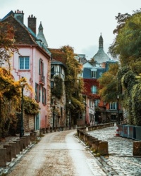 rainy montmartre (resize 12 to 594)