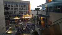Hollywood Blvd.