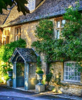 In Stow-of-the-Wold, Gloucestershire, England