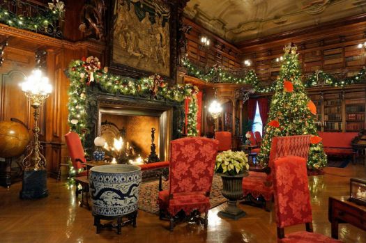 Solve The Library at Christmas in the Biltmore House jigsaw puzzle ...