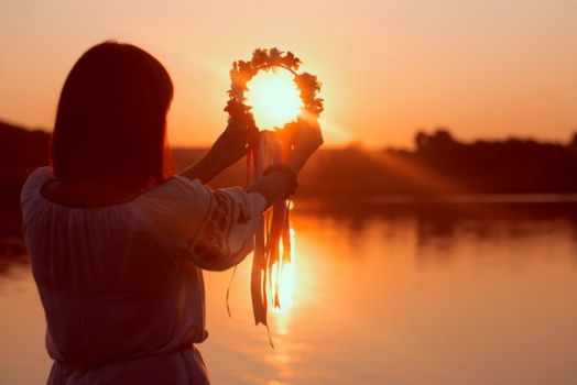 She tried to catch the sun so that winter wouldn't come, but it's coming to the Ukraine too.