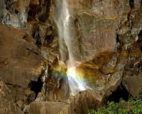 bridal veil falls yosemite