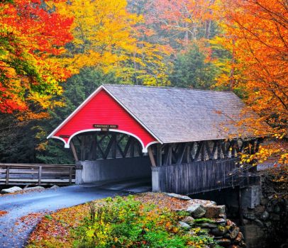 Solve Vermont Covered Bridge in Autumn.... jigsaw puzzle online with 56 ...