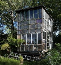 969px-Christiania,_glass_house,_august_2007