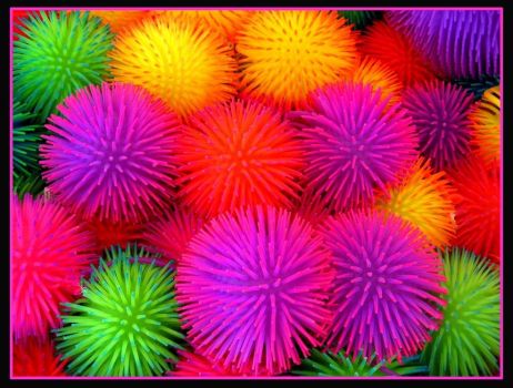 Great Balls of Color from StuffEyeSee, Flickr