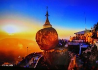 MYANMAR (Burma) - Kyaiktiyo Pagoda – The Golden Rock - Sunset View