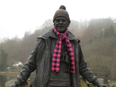 Tom Weir Statue