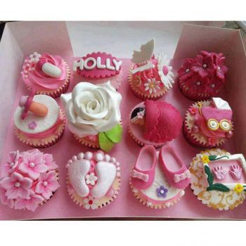 BABY PINK CUP CAKES