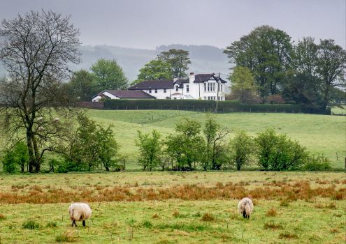 Solve Capieston House, Lennoxtown, Scotland. jigsaw puzzle online with ...