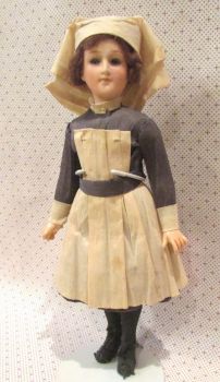 Rare WWI Nurse 9 "Doll (Her dress is paper mache)