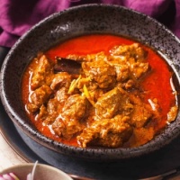 roʊɡən ˈdʒoʊʃ Rogan Josh : Indian Lamb Curry