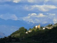 Piccola chiesetta di montagna