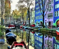 THE QUIET BEAUTY OF AMSTERDAM