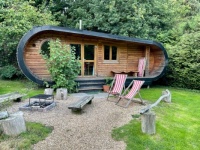Curvy cabin