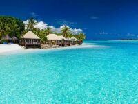 Honeymoon-Beach-Turtle-island