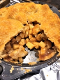 Greyson's Hoomin:  Homemade Apple Pie