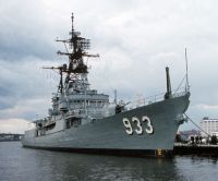 USS BARRY DD933