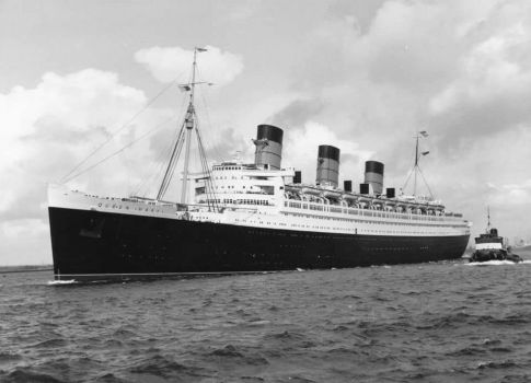 Solve Queen Mary leaving Southampton 1958 jigsaw puzzle online with 24 ...