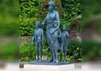 Princess Diana Statue