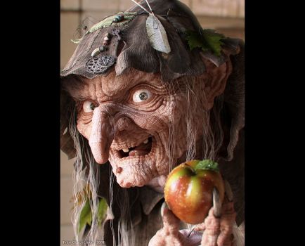 Hello Dearie have an apple