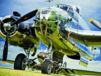 gorgeous-photos-of-flying-cars-and-vintage-warbirds-from-a-huge-wisconsin-air-show