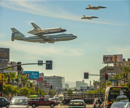 Shuttle Over LA