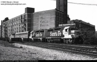 ATSF 2944(GP35u), ATSF 2871(GP35u), AMTK 233(F40PHR), AMTK 39926 (Passenger Car), Chicago IL 1988