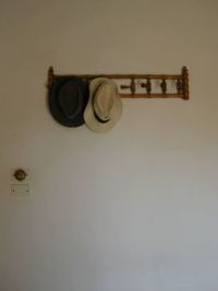 Howard Carter House hat