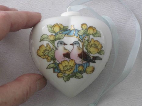 German Valentine's Day Love Birds Heart Ornament