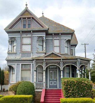 1892 Victorian Home in Napa CA