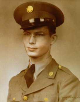 Solve Desmond Doss, The Real Story jigsaw puzzle online with 30 pieces