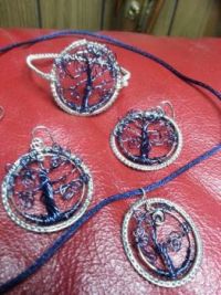blue tree set