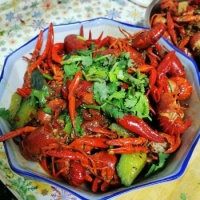 Chinese-Style Spicy CrayFish