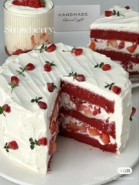 Strawberry Cake
