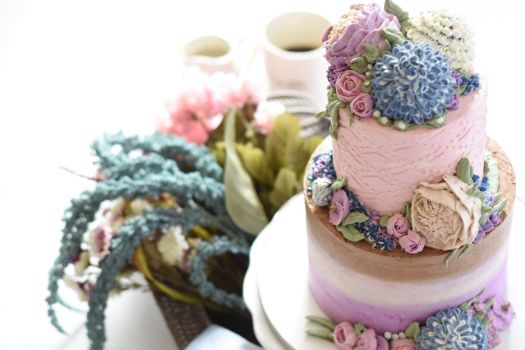 Floral Cake small