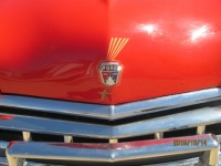 2016-10-13 Pinstriping on hood